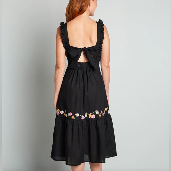Modcloth Princess Highway Fancy a Frolic Floral Embroidered Midi Dress - Picture 2 of 16